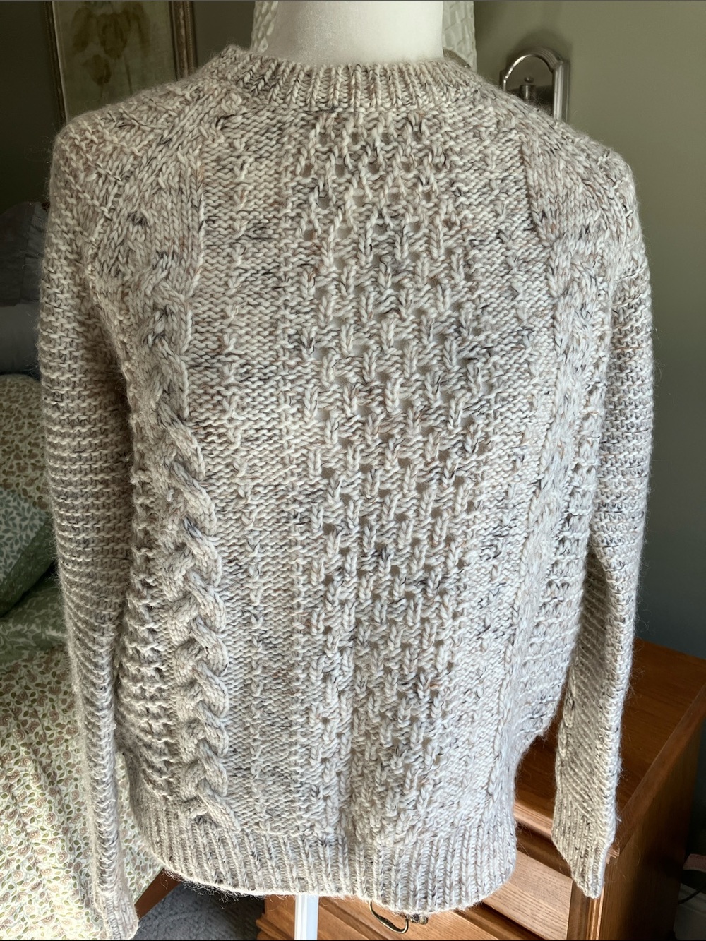 J Crew cable knit heathered oatmeal crewneck pullover sweater S